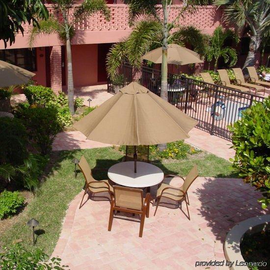 Away Inn Lauderdale-by-the-Sea Ristorante foto