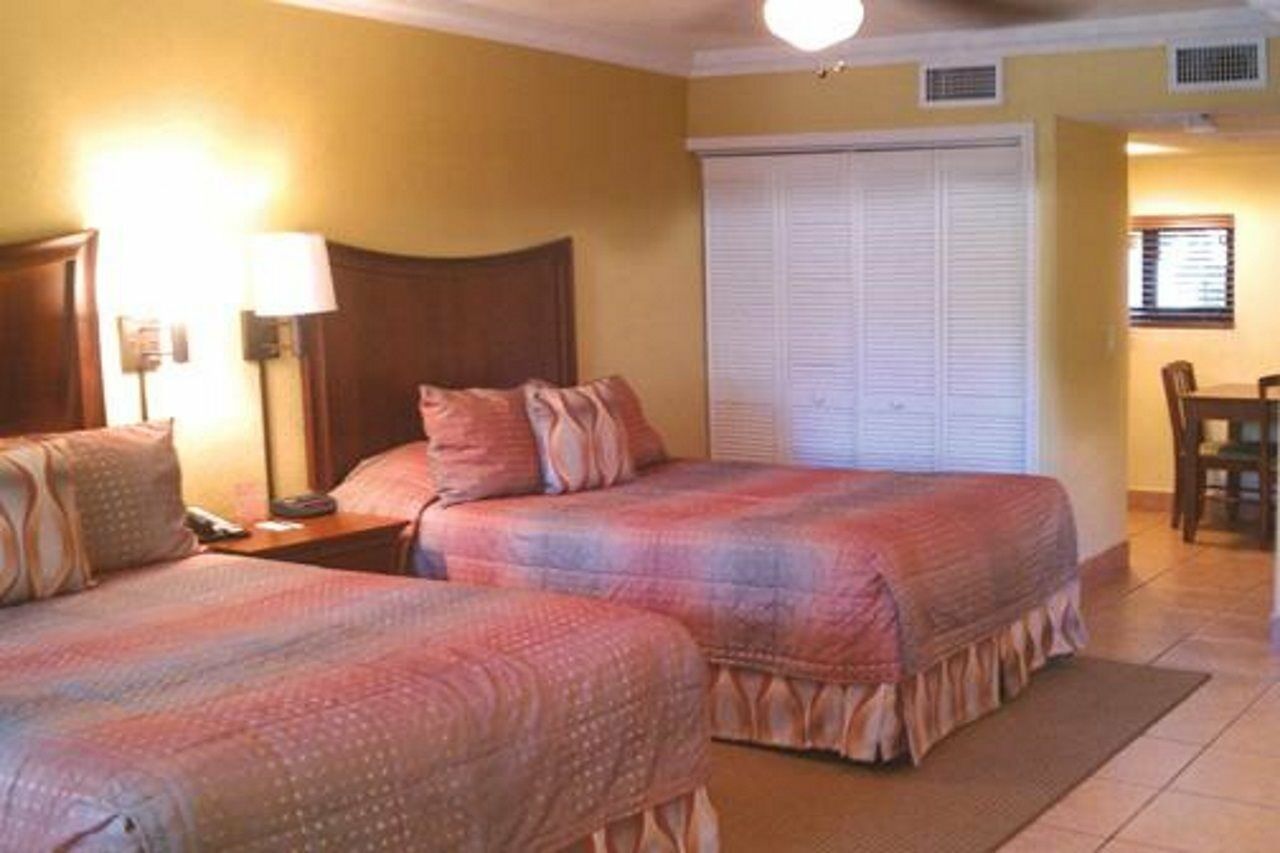 Away Inn Lauderdale-by-the-Sea Esterno foto