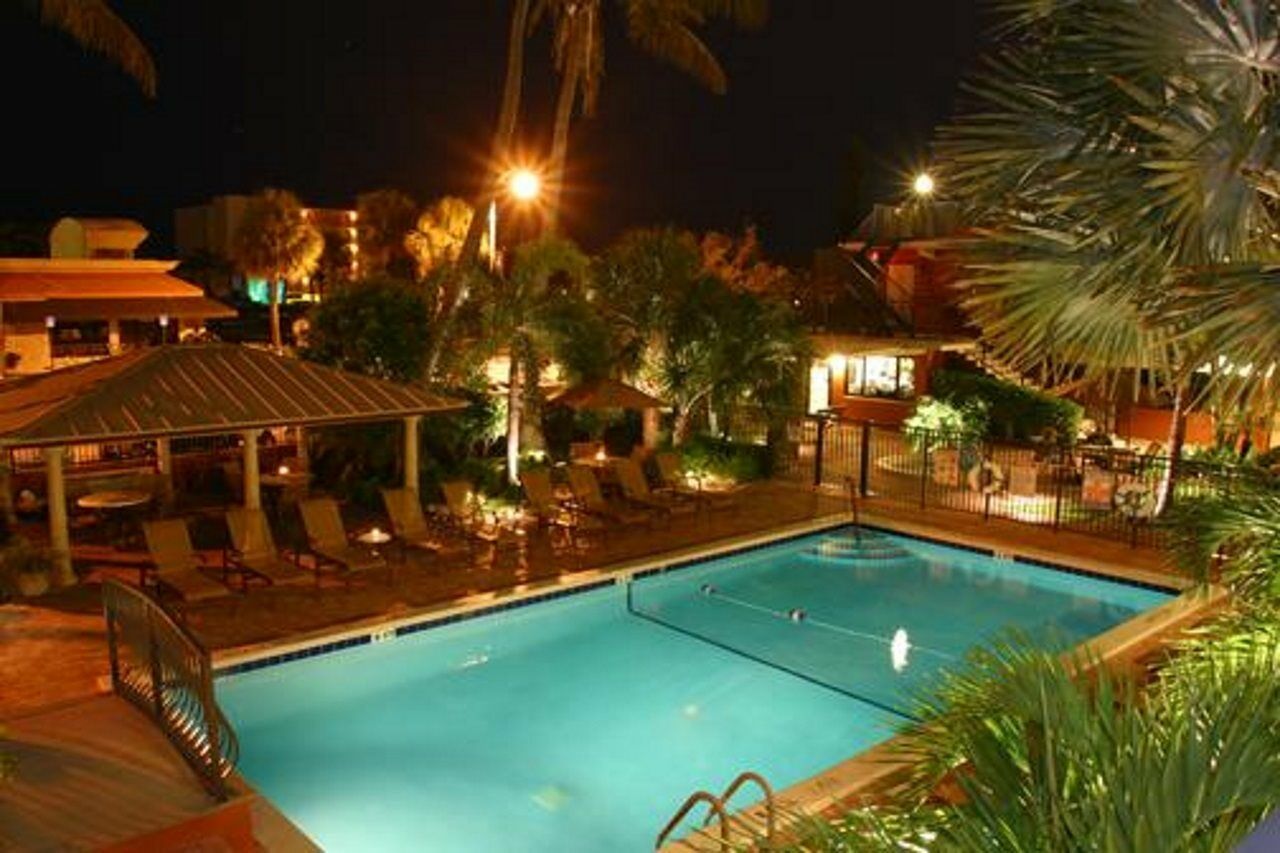 Away Inn Lauderdale-by-the-Sea Esterno foto